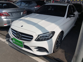 奔驰C级 2019款 C 260 运动版