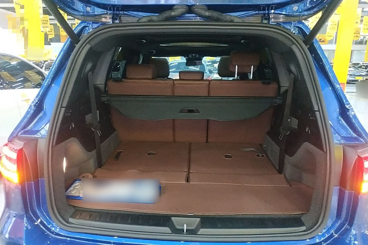 奔驰GLB 2024款 GLB 220 4MATIC局部细节23