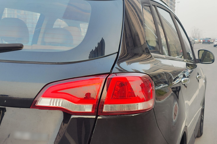 众泰 大迈X5 2017款 升级版 1.5T CVT地主型车身外观6008