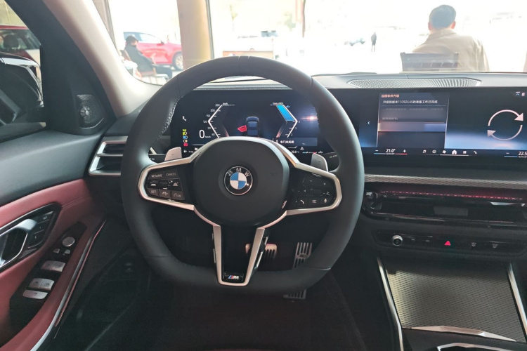 宝马3系 2025款 330Li M运动曜夜套装局部细节13