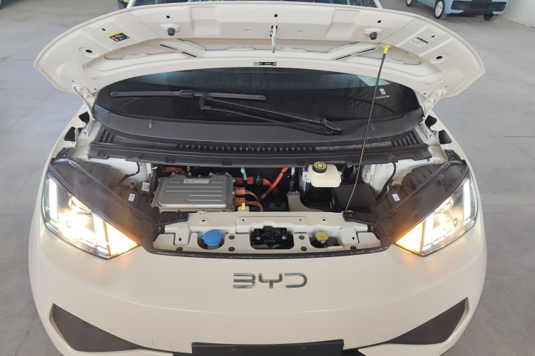 比亚迪 海鸥 2025款 305km 活力版机舱底盘24