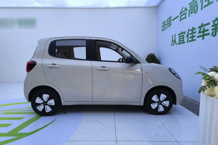 五菱汽车 宏光MINIEV 2025款 四门版 进阶款车身外观6005