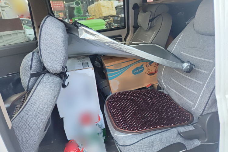 五菱汽车 五菱荣光V 2016款 1.5L标准型中控内饰7004