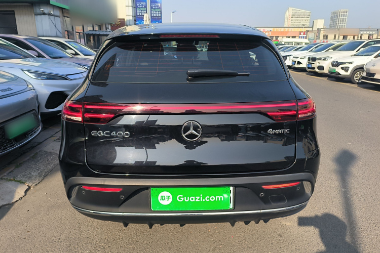 奔驰EQC 2022款 改款 EQC 400 4MATIC车身外观6