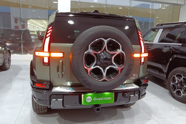 猛士M817 2025款 Hero车身外观6