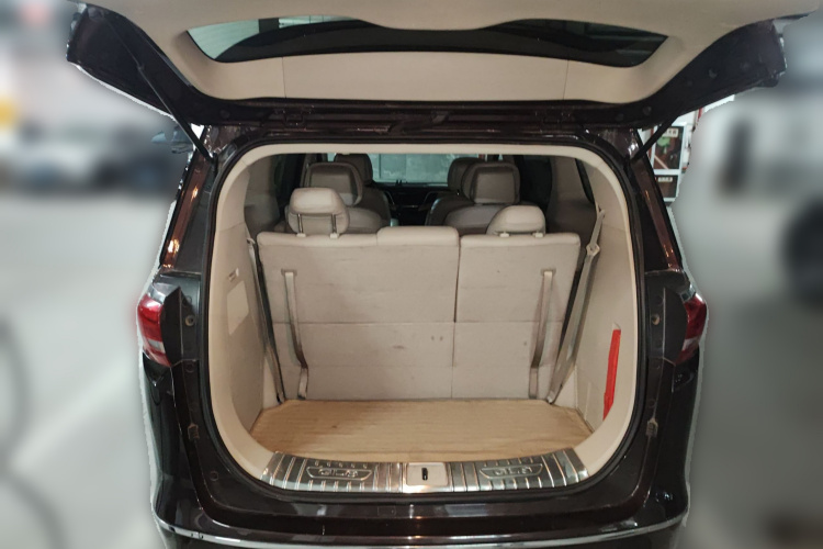 别克GL8 2017款 ES 28T 舒适型 国V中控内饰23