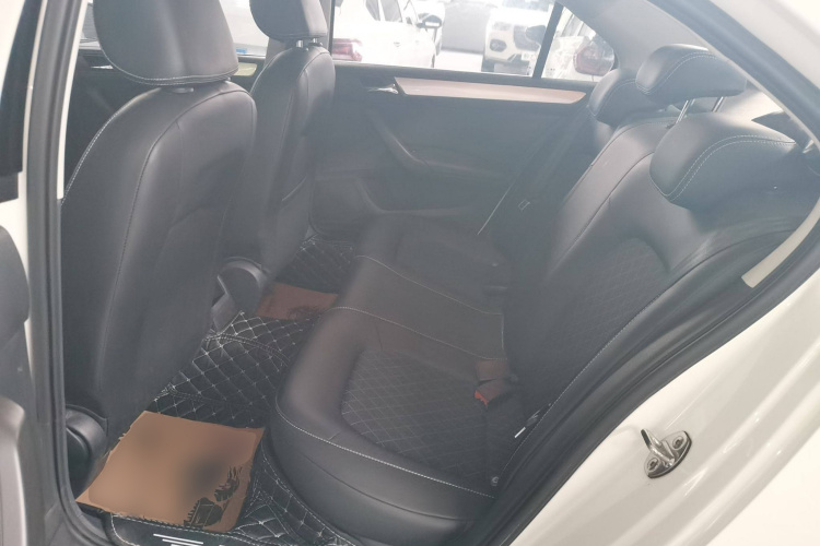 斯柯达 昕锐 2019款 1.5L 自动舒适版 国V中控内饰21