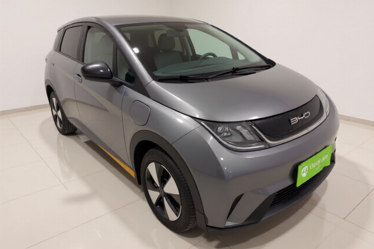 比亚迪 海豚 2023款 420km 自由版车身外观3