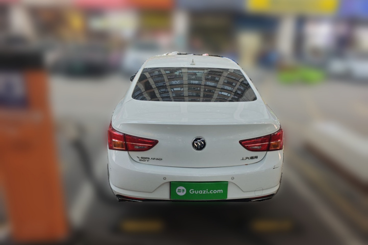 别克 威朗 2017款 三厢 20T 双离合精英型车身外观6