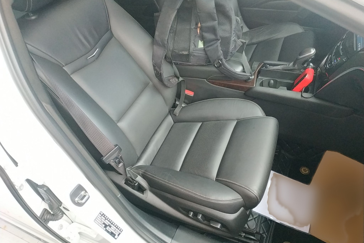 凯迪拉克XTS 2018款 28T 精英型局部细节41