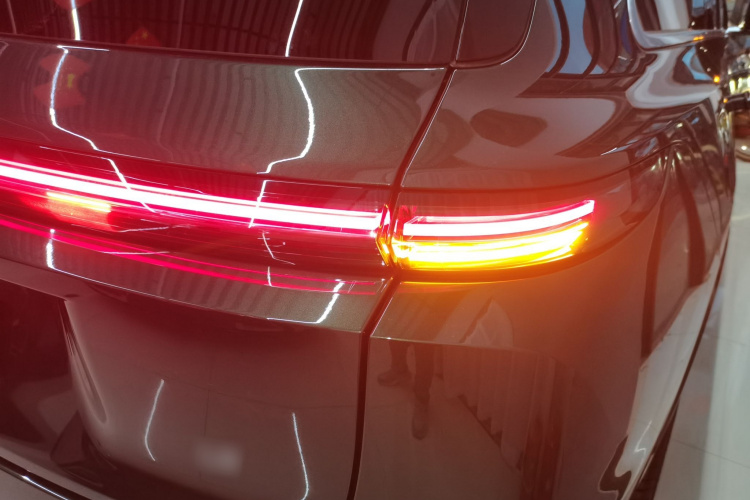 理想汽车 理想L9 2024款 Ultra车身外观6006