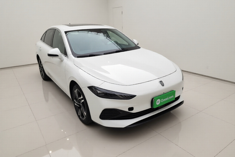 荣威D7 2023款 DMH 125km 旗舰版车身外观3