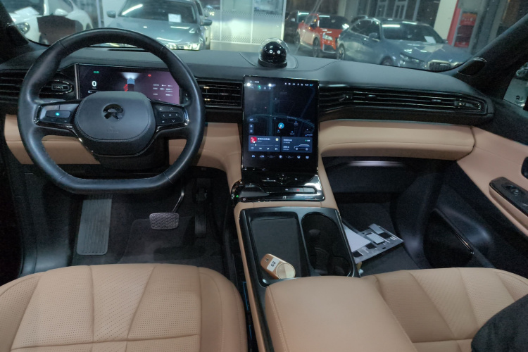 蔚来ES8 2020款 580KM 签名版 六座版中控内饰12