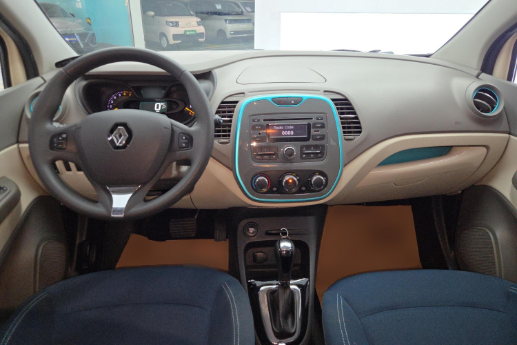 雷诺 卡缤 2015款 1.2T 自动标准版中控内饰12