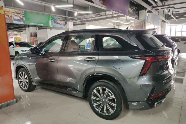 长安CS75 PLUS 2024款 第三代 冠军版 2.0T 智驾劲擎型车身外观6003