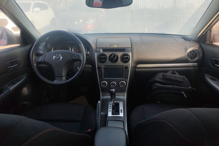 马自达6 2015款 2.0L 自动时尚型中控内饰7002