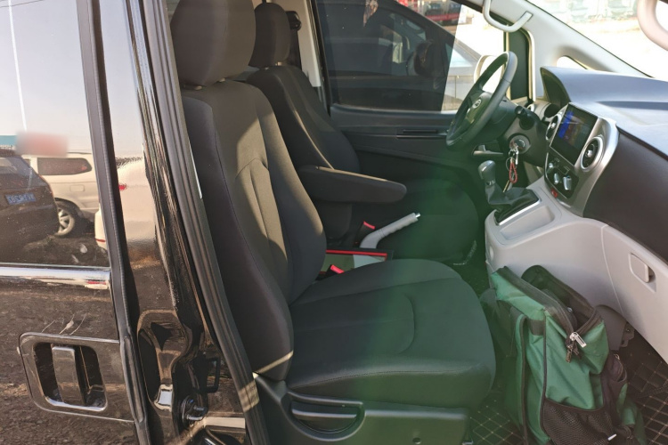 江淮瑞风 瑞风M3 2022款 1.8L 7座标准版局部细节41