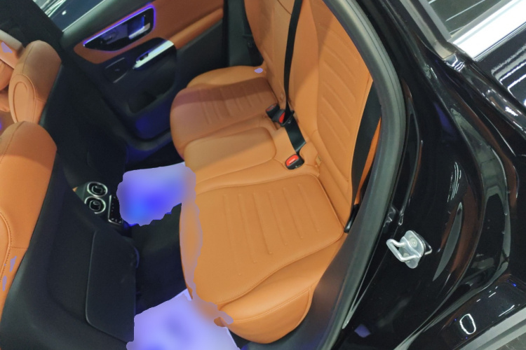 奔驰GLC 2024款 GLC 260 L 4MATIC 动感型 5座中控内饰21