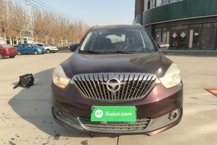 海马V70 2016款 1.5T 自动适·享型 7座车身外观2