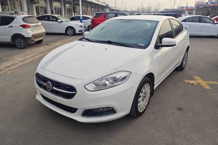 菲亚特 菲翔 2015款 1.4T 自动悦享版车身外观1