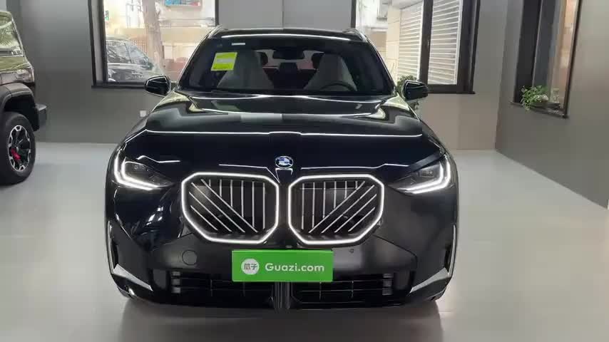 宝马X3 2025款 xDrive30L 领先型 M运动套装实拍1