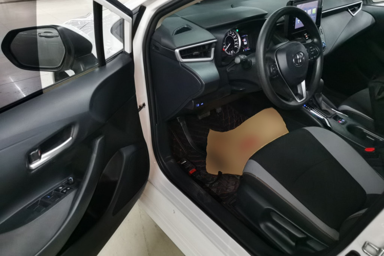 丰田 卡罗拉 2023款 1.2T 先锋版中控内饰20