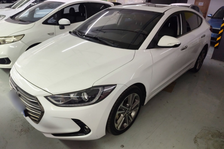 现代 领动 2016款 1.6L 自动智炫·精英型车身外观1