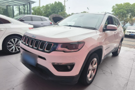 Jeep 指南者 2017款 200T 自动家享版