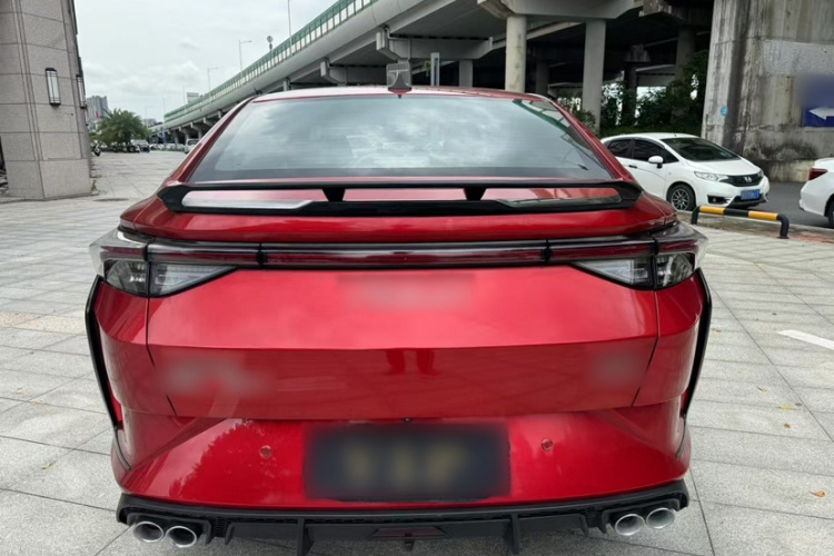 东风风神 奕炫 2021款 230T 自动追影骑士版车身外观6001