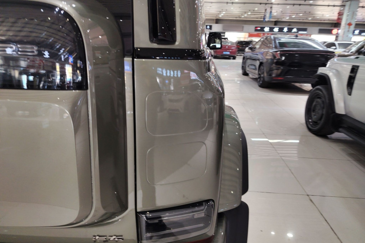 奇瑞iCAR V23 2025款 501四驱智驾版车身外观9