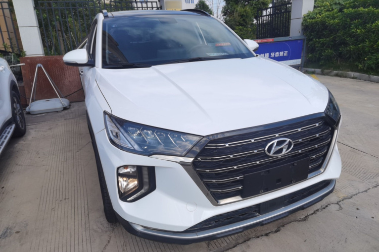 现代 途胜 2020款 280TGDi 两驱GLS时尚版 国VI车身外观3