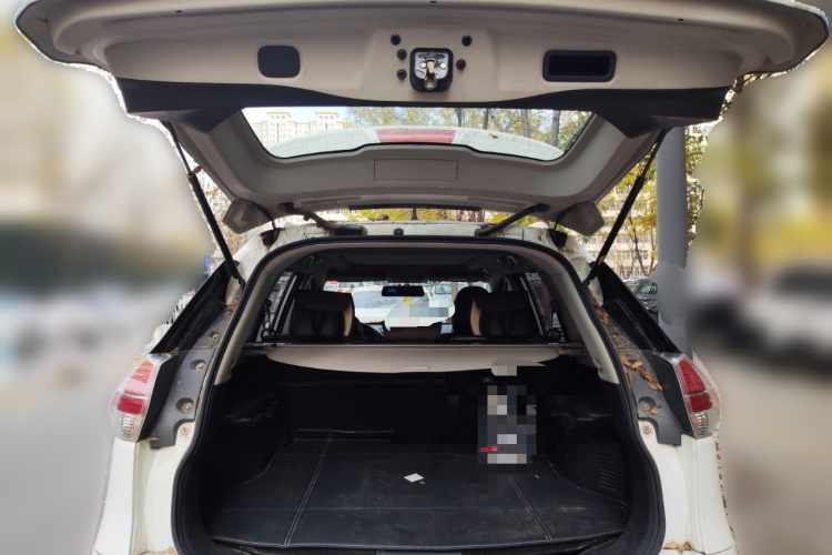 日产 奇骏 2014款 2.0L CVT智领版 2WD局部细节23