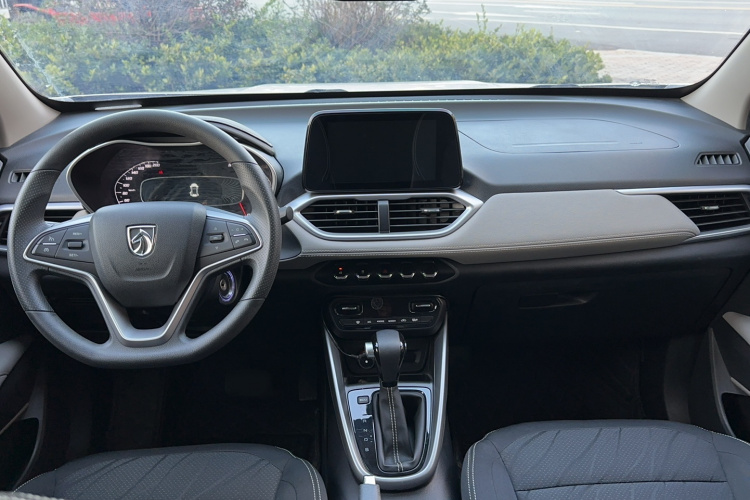 宝骏510 2019款 1.5L CVT乐享型 国VI中控内饰7003