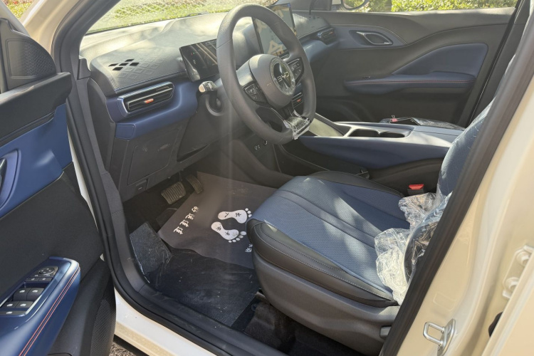 比亚迪 海鸥 2025款 智驾版 305km 活力版中控内饰7002