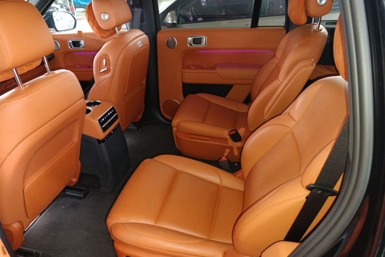 理想汽车 理想L9 2022款 Max中控内饰21