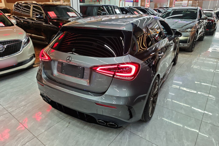 奔驰A级AMG(进口) 2020款 改款 AMG A 35 4MATIC车身外观7