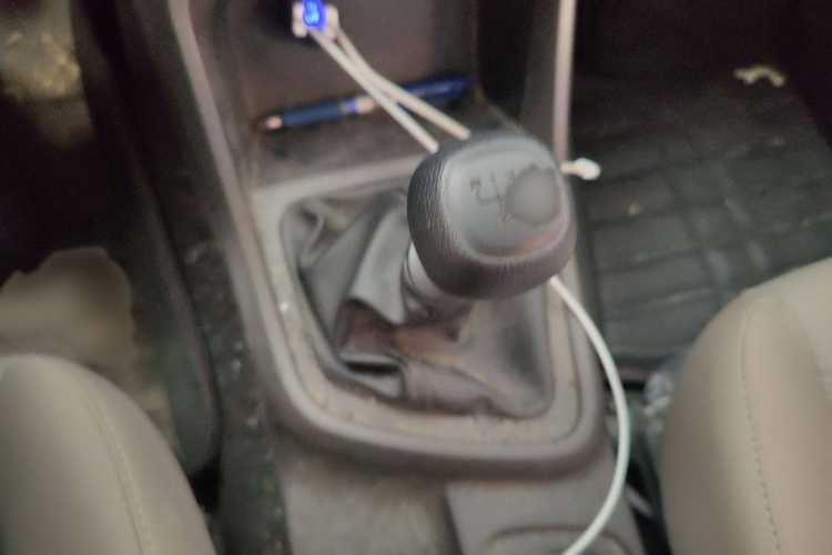 五菱汽车 五菱宏光V 2022款 1.5L劲取版液压助力LAR局部细节18