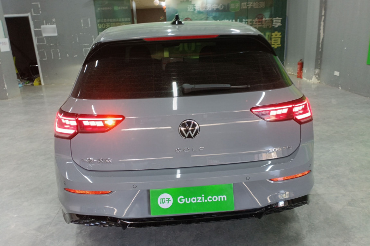 大众 高尔夫 2025款 300TSI R-Line车身外观6