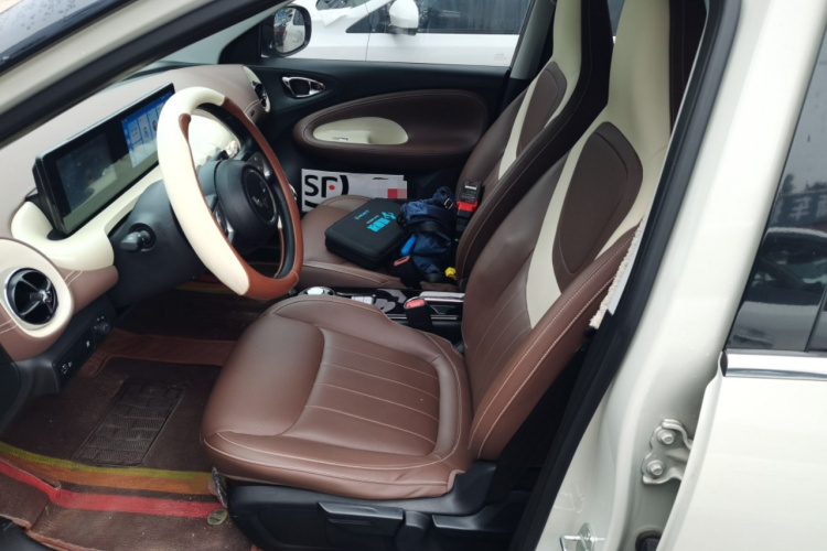 五菱汽车 五菱缤果 2023款 333km 悦享+款中控内饰19