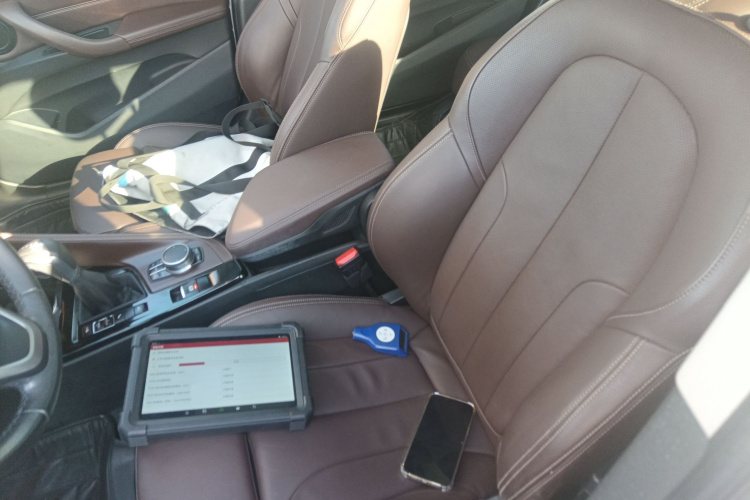 宝马X1 2016款 xDrive20Li 豪华型局部细节19