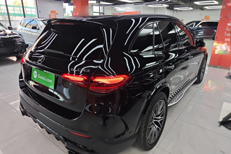 奔驰GLC AMG 2024款 AMG GLC 43 4MATIC车身外观7