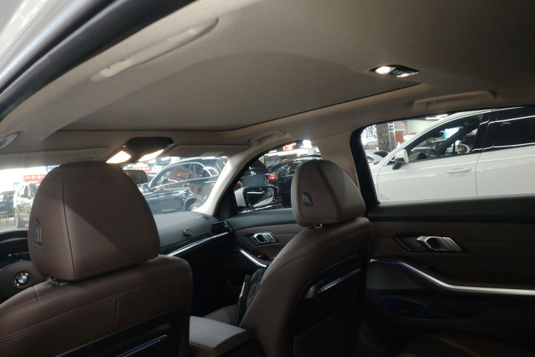 宝马3系 2022款 改款 325Li M运动套装局部细节22