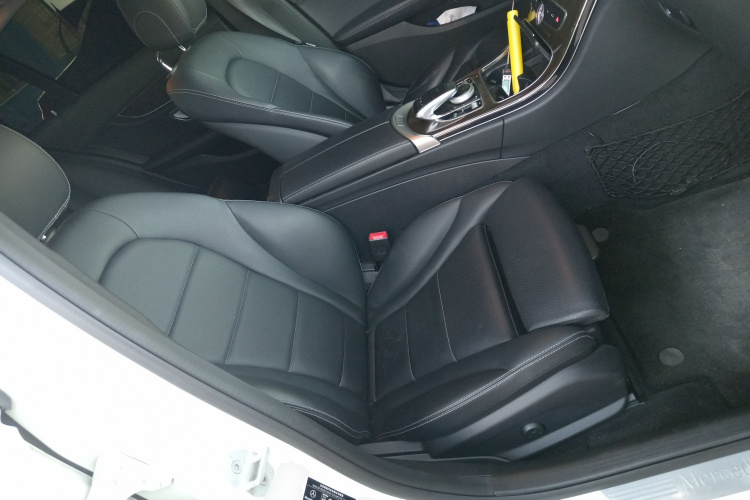 奔驰C级 2015款 C 180 L局部细节41