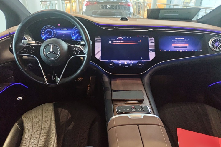 奔驰EQS 2023款 450+ 先锋版中控内饰12