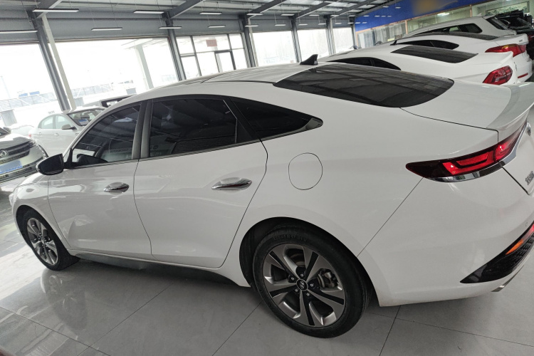 现代 菲斯塔 2019款 280TGDi 运动版 国VI车身外观4