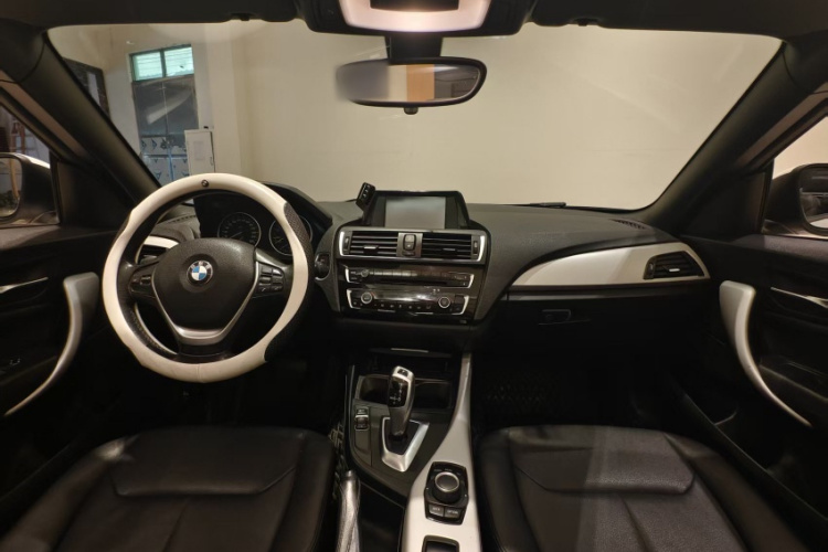 宝马2系(进口) 2015款 218i 敞篷轿跑车中控内饰7002