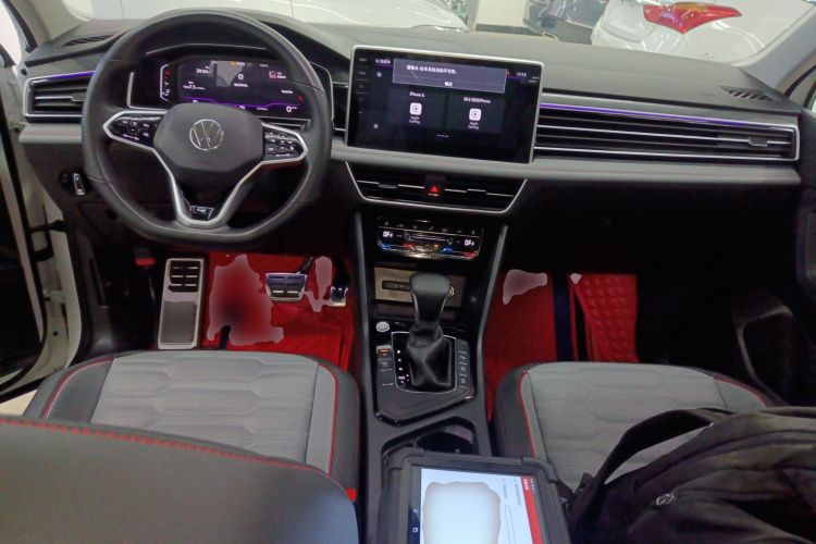 大众 途观L 2023款 330TSI 自动两驱R-Line旗舰版中控内饰7002