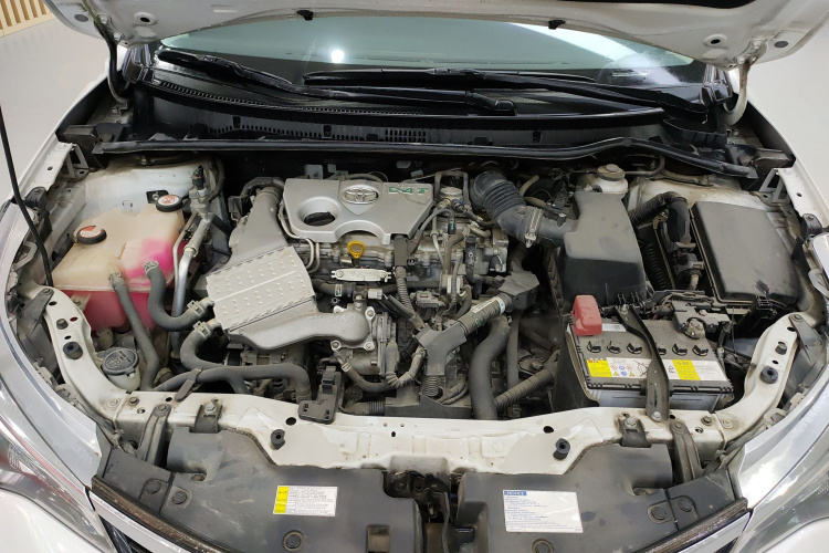 丰田 雷凌 2017款 改款 185T CVT精英版 国V机舱底盘24