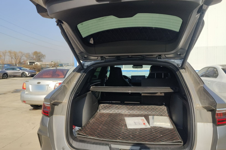 比亚迪 宋PLUS新能源 2021款 DM-i 110KM 旗舰PLUS 5G版机舱底盘23