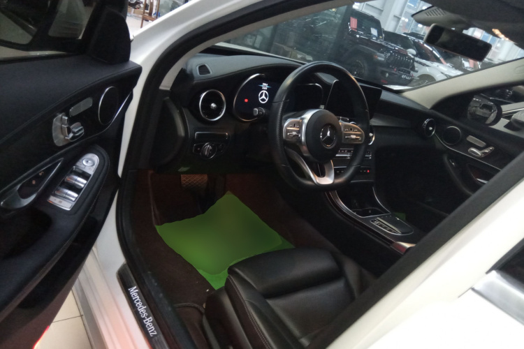 奔驰C级 2020款 C 260 L 运动版中控内饰20